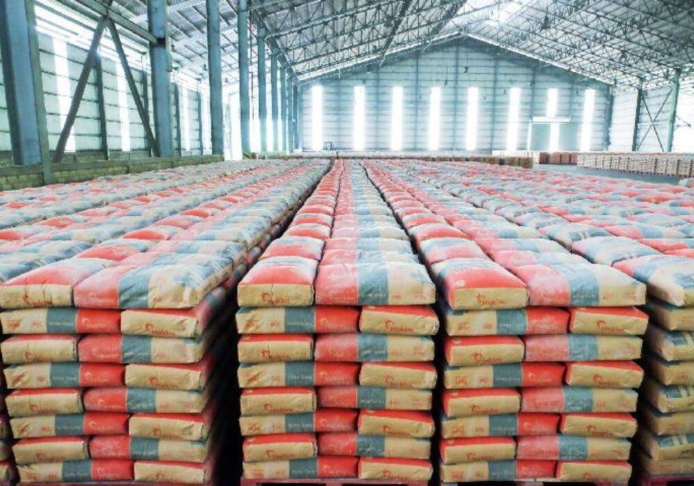 UPDATE Harga Semen Terbaru 2026: Update Semua Merek & Tips Hemat Beli