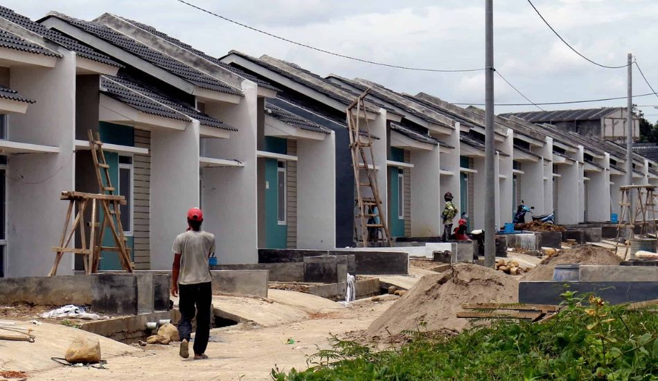 10 Referensi Renovasi Rumah Subsidi Tampak Depan yang Simpel &&nbsp;Estetik